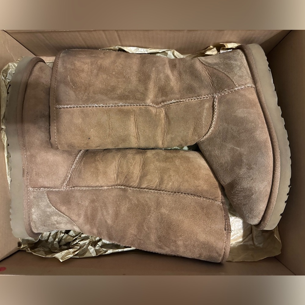 Tall tan uggs